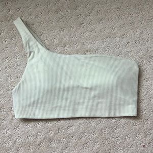 Lululemon assym sports bra size 6